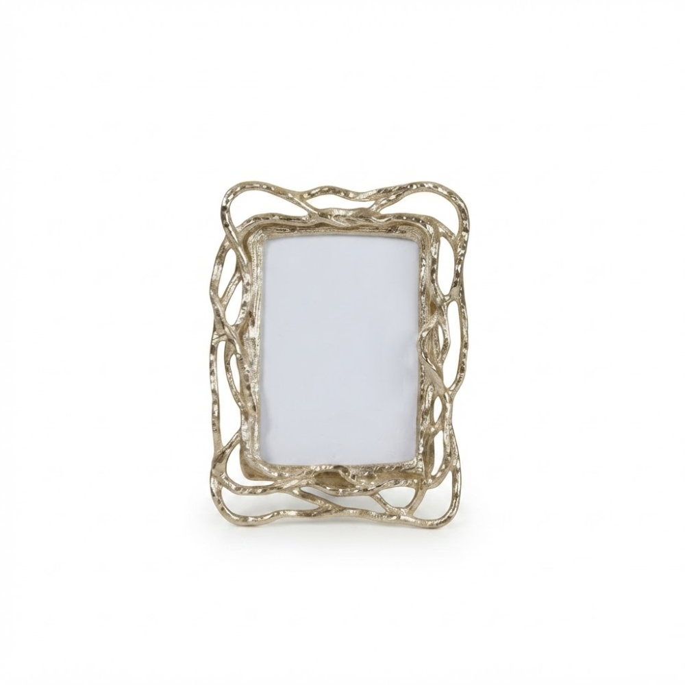 Luxury Gold Metal Twig Picture Frame Wholesale Handcrafted Branch Design Table Top Photo Frame  For  High-End Home Decor & Wedding Gift Bulk Supplier