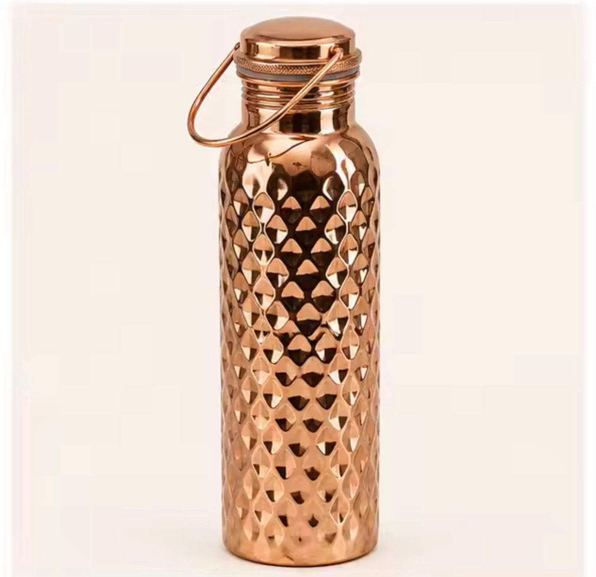 Diamond Cut Handmade Pure Copper Water Bottle Health Benefits Modern Design for Daily Hydration Gym Yoga & Travel Eco-Friendly Drinkware - Copy