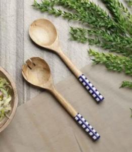 Natural Wooden Salad Servers with Blue & White Checkered Handles – Set of 2