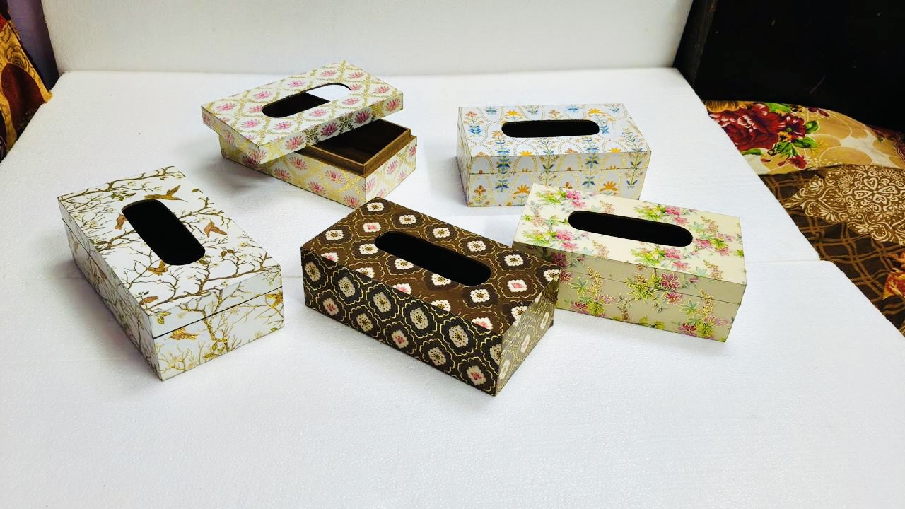 WOODEN TISSUE  BOX 3