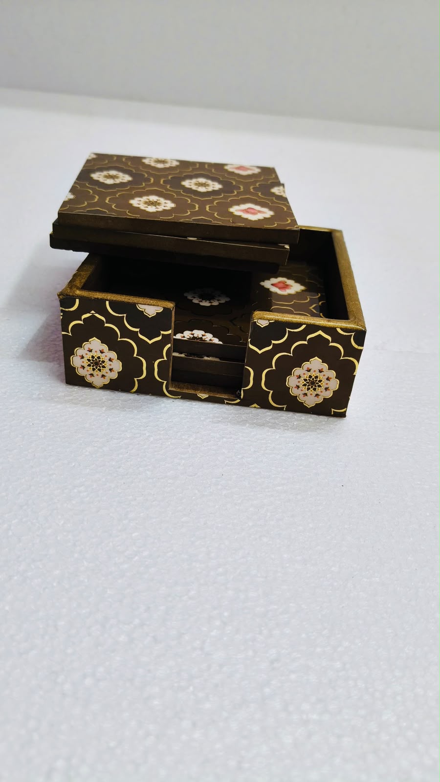Handicrafted Wooden Coaster Set With Box 3