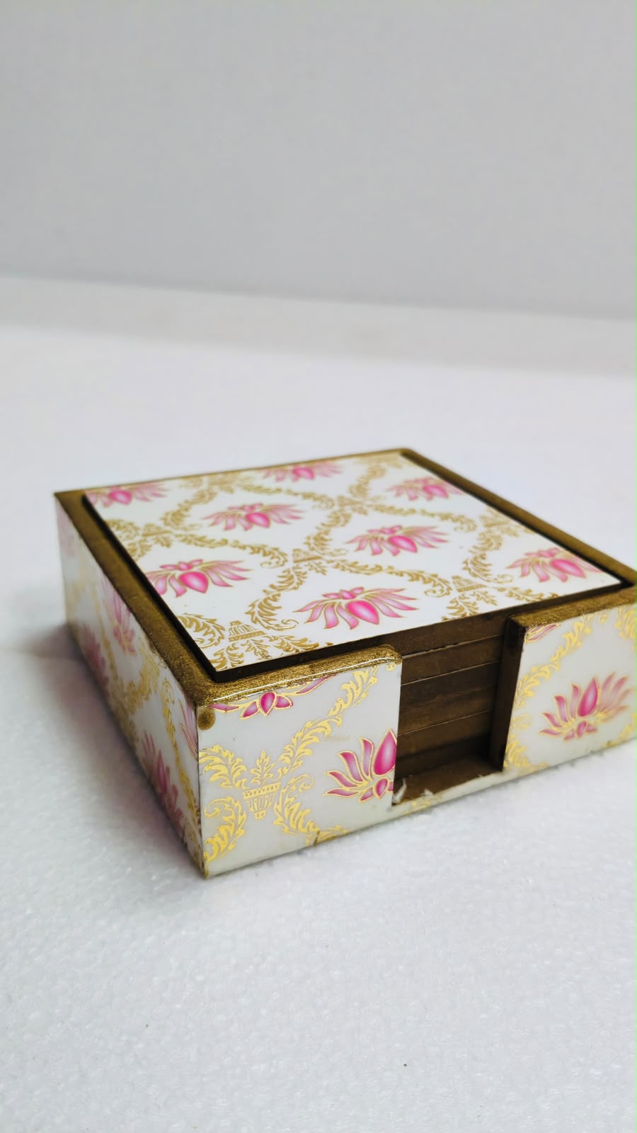 Handicrafted Wooden Coaster Set With Box 4