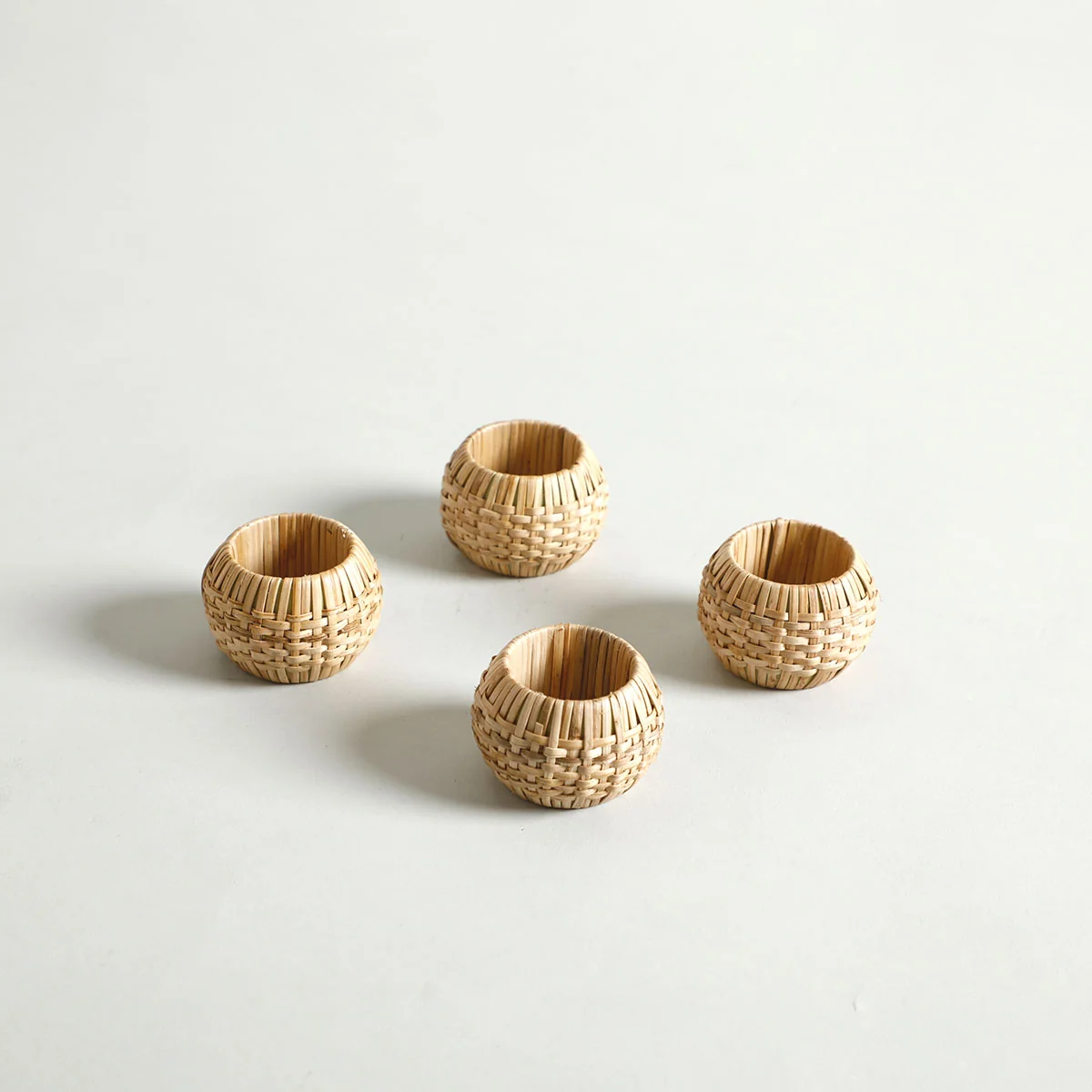 Set of 4 Rattan Woven Napkin Rings – Natural 5