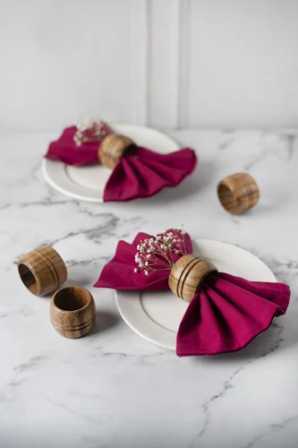 Set of 5 Natural Wooden Napkin Rings 2