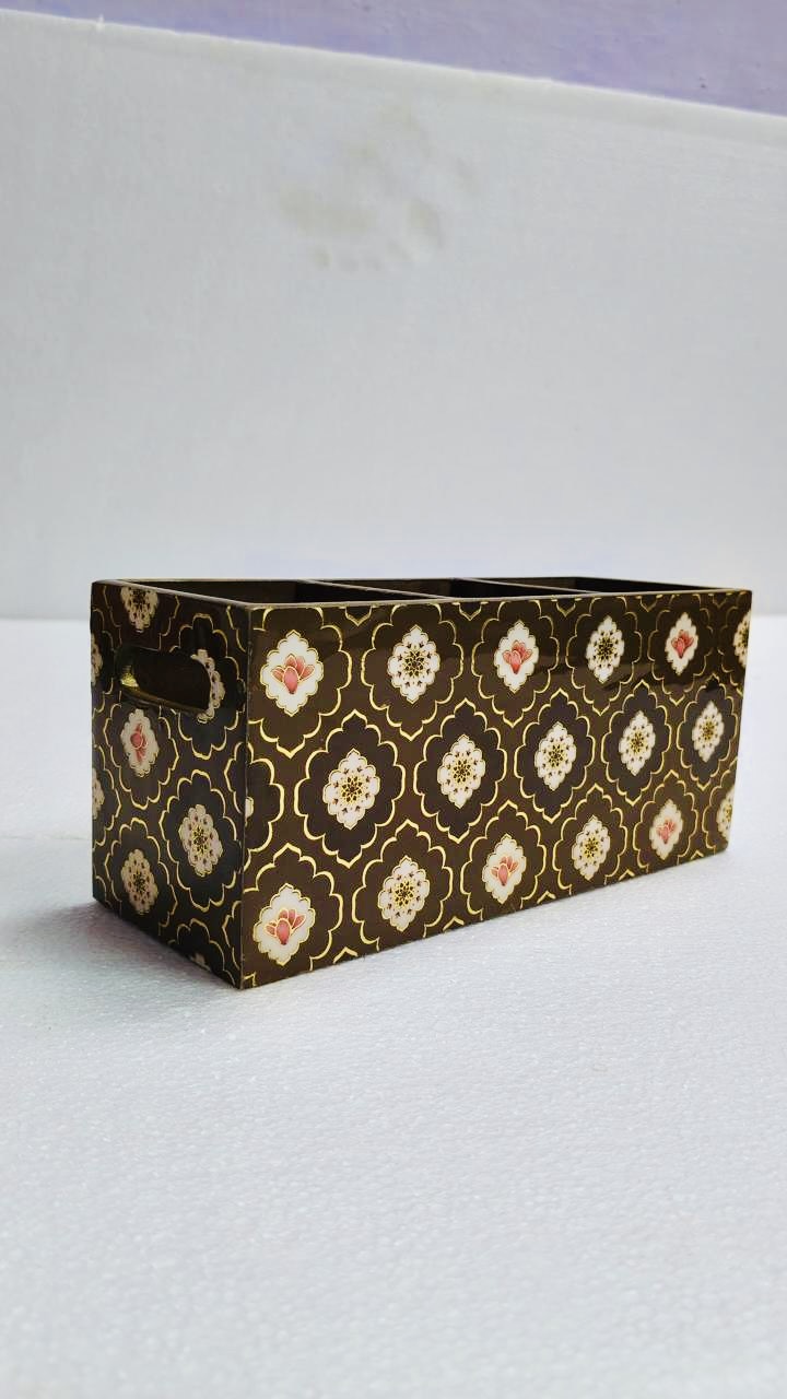 wooden tissue holder, napkin holder 10