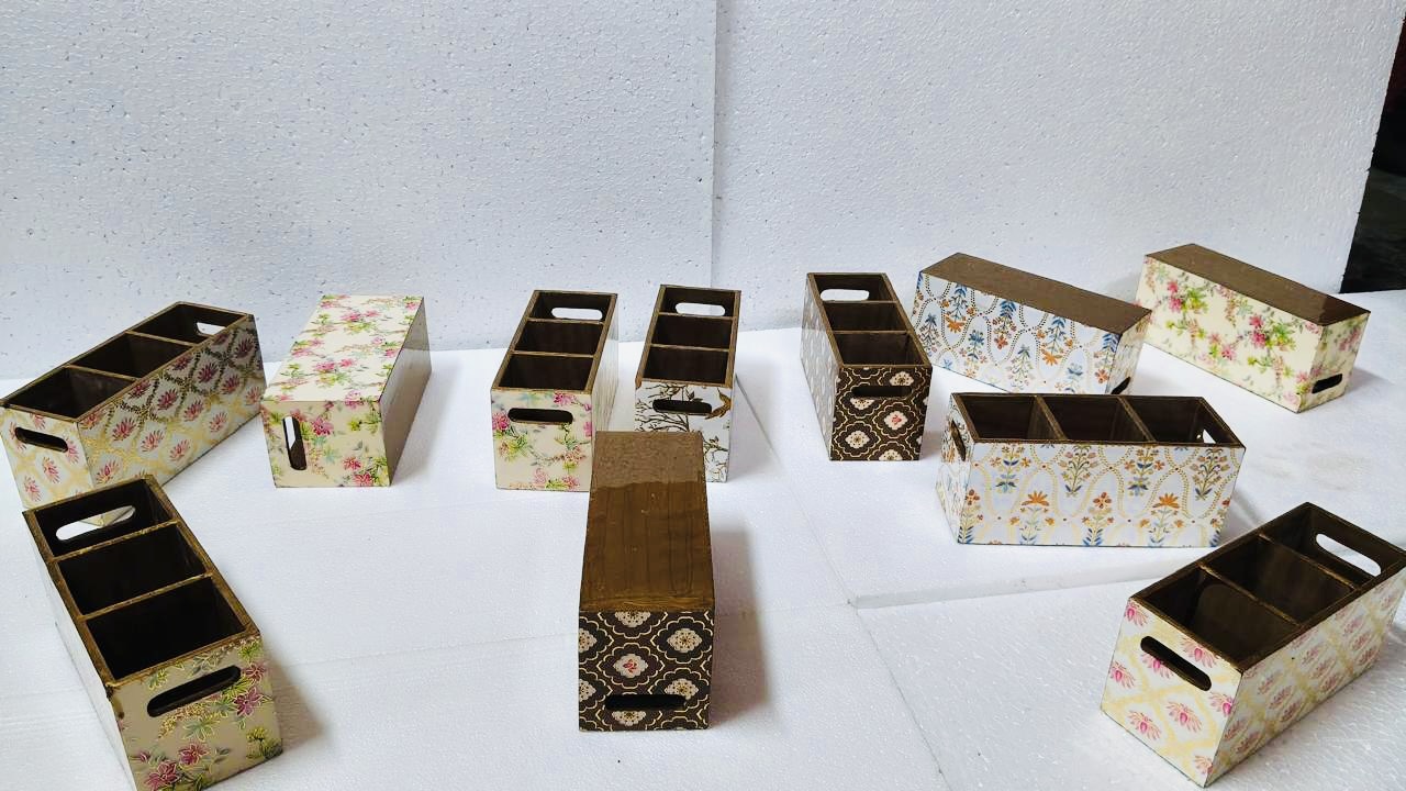 wooden tissue holder, napkin holder 11